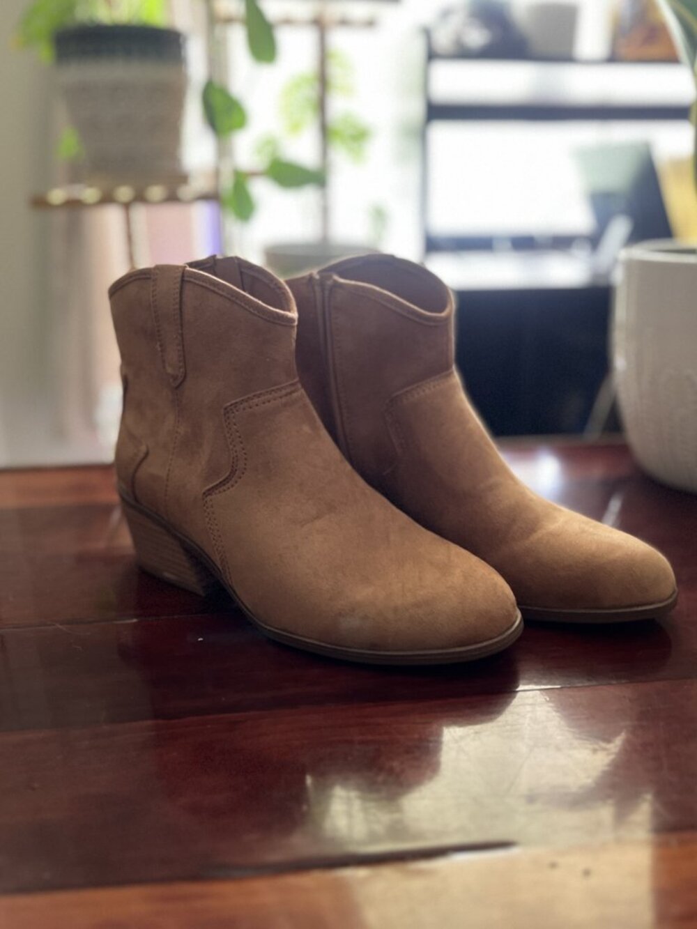 Dr. Scholl's Lasso Women's Western Ankle Boots Tan Faux Suede Size 7.5M